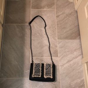 Black and white crossbody!